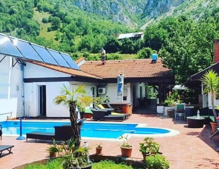 Pensiunea La Dolce Vita Băile Herculane Buitenkant foto