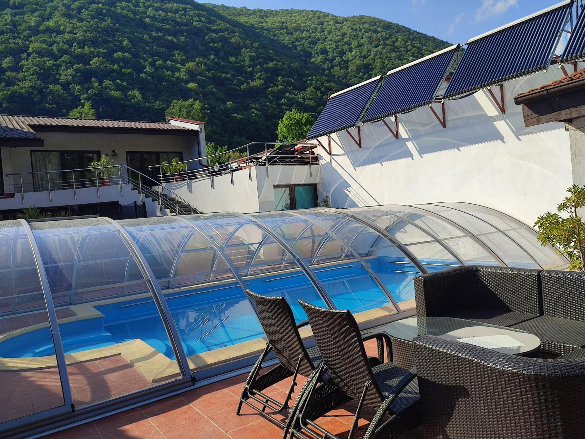 Pensiunea La Dolce Vita Băile Herculane Buitenkant foto