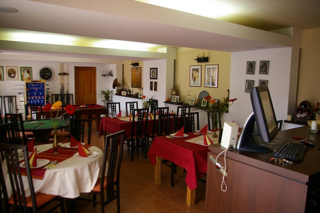 Pensiunea La Dolce Vita Băile Herculane Buitenkant foto