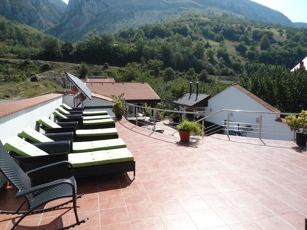 Pensiunea La Dolce Vita Băile Herculane Buitenkant foto